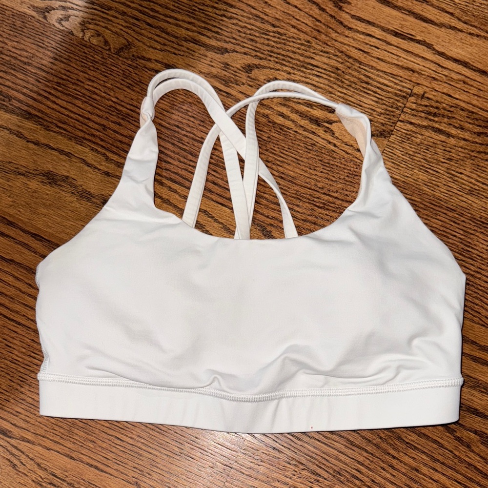 EUC Lululemon Women's White Sports Bra